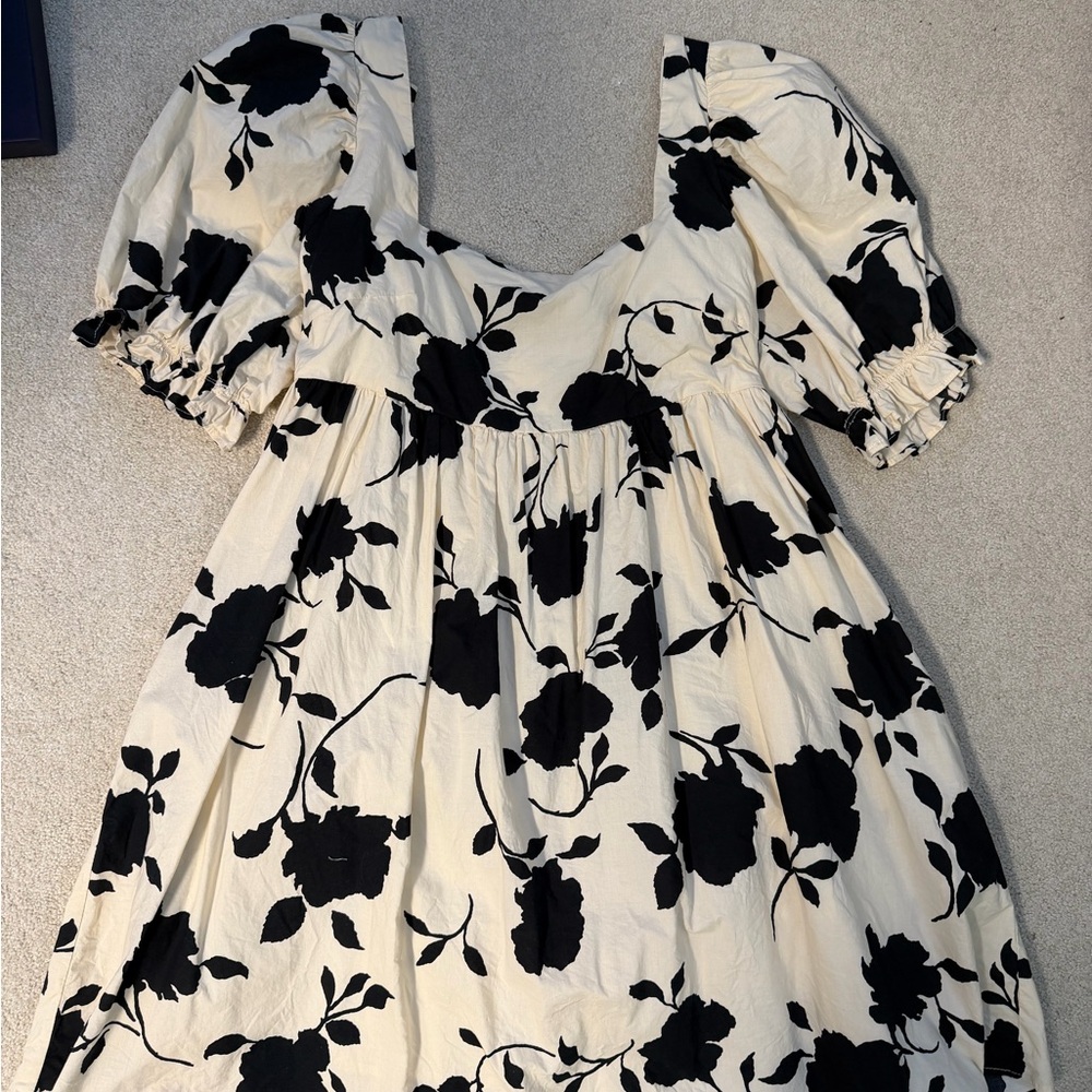 Sofie the Label Floral Puff Sleeve Dress